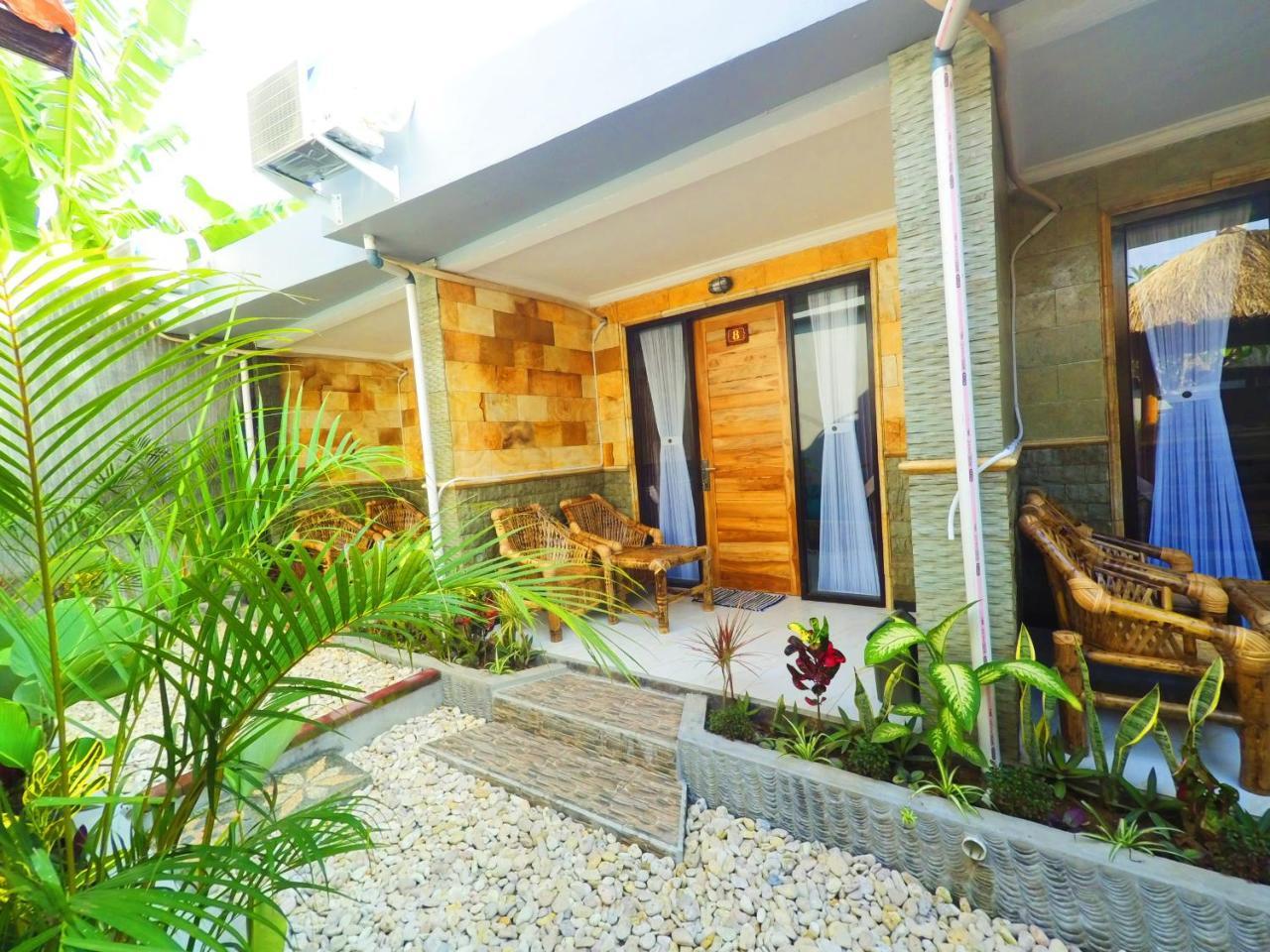 Tropical Garden Inn Batununggul Extérieur photo